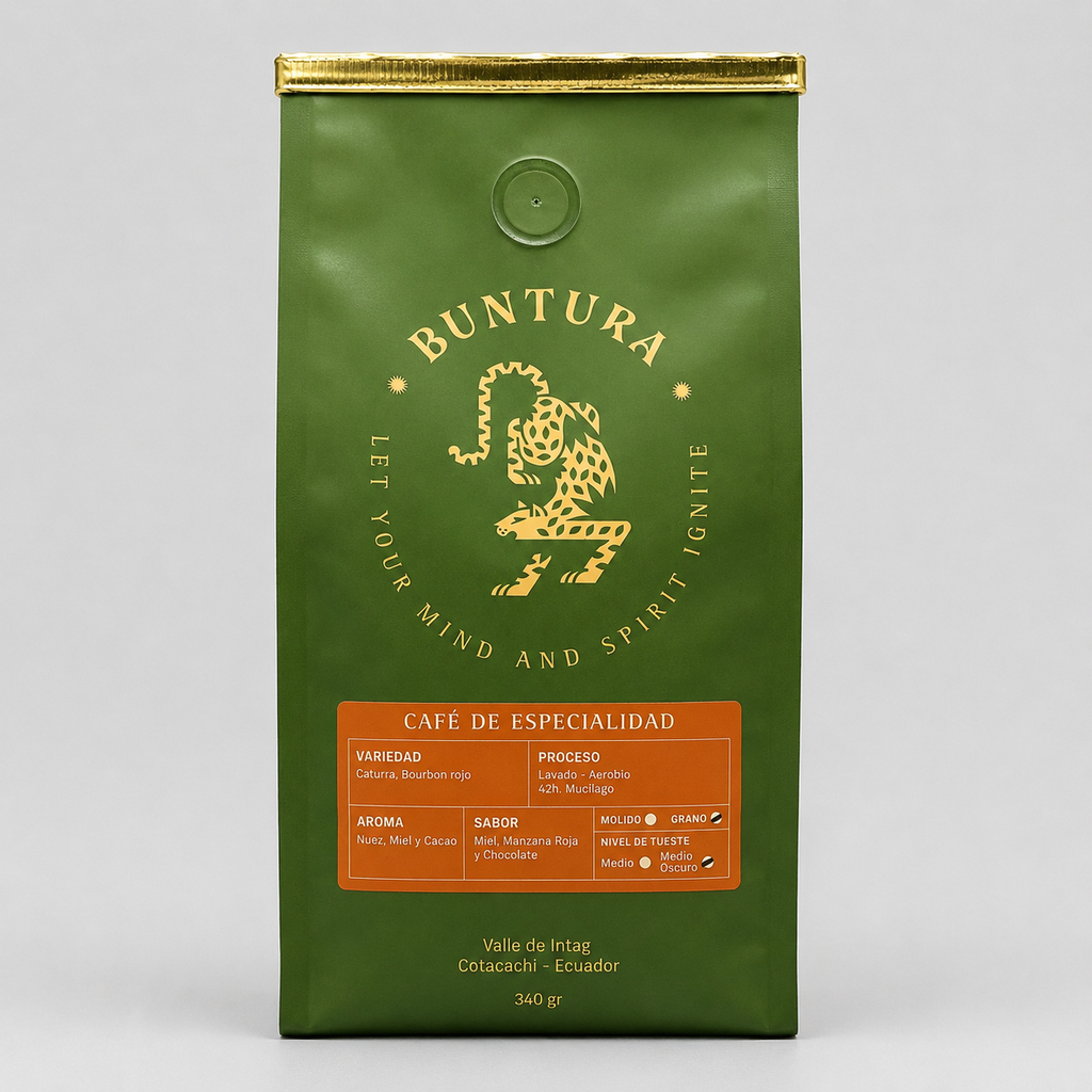 Bolsa frontal de café Buntura Caturra y Bourbon Rojo, proceso lavado aerobio, tueste oscuro, con notas de nuez, miel, cacao, manzana roja y chocolate, 340 g.